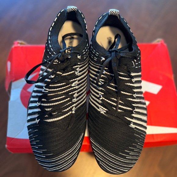 Nike sneakers - Picture 3 of 8